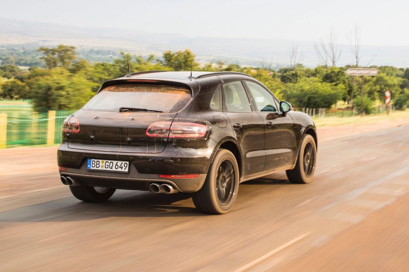 Illustration for article titled Porsche Does Not Know How Spy Shots Work